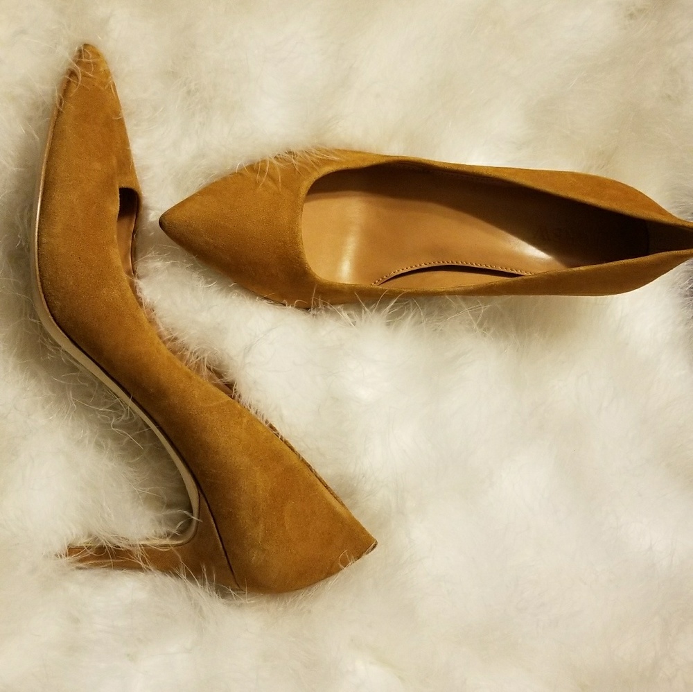 J. Crew Pumps